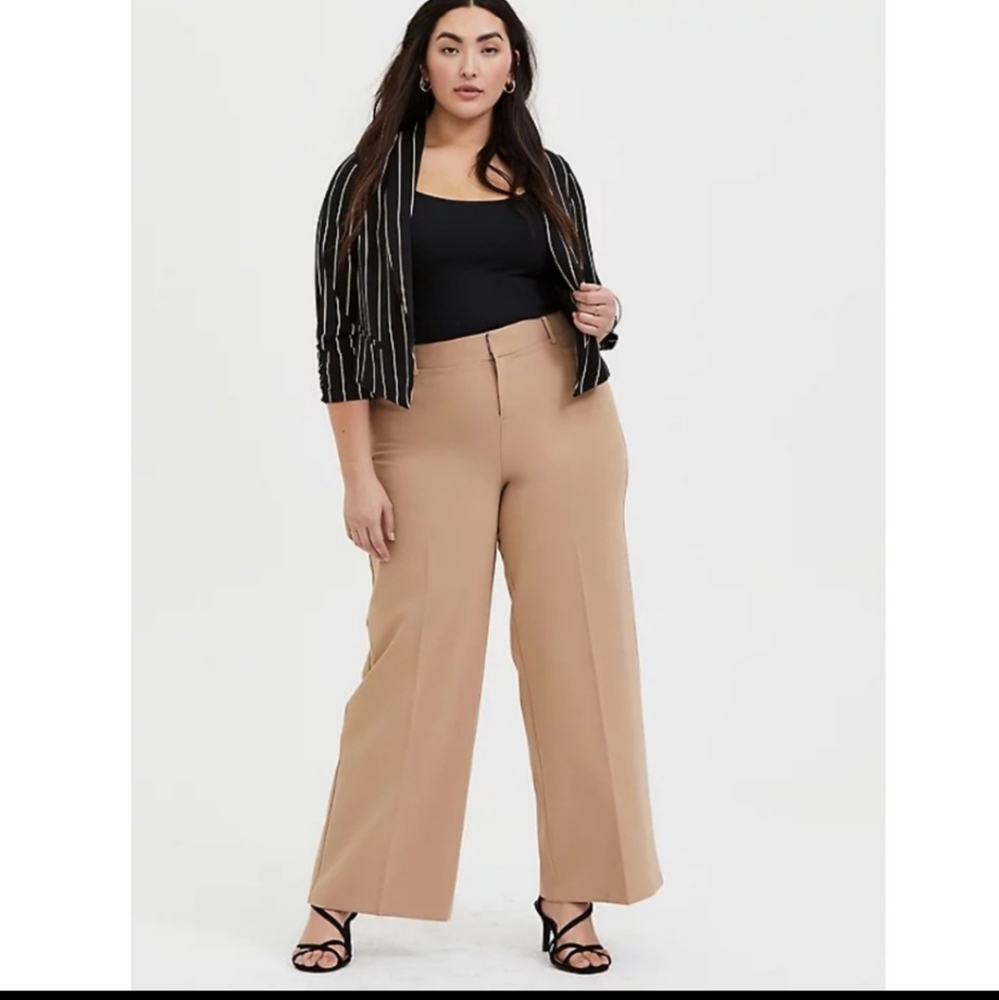Torrid Beige Structured Wide Leg Pant 18R